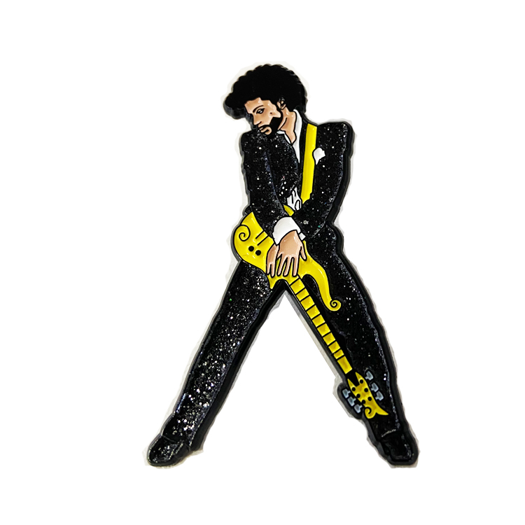 Specialized Wholesale Manufacture Cheap Metal Plated Anime Badge Cute Cartoon Lapel Custom Soft Enamel Pins