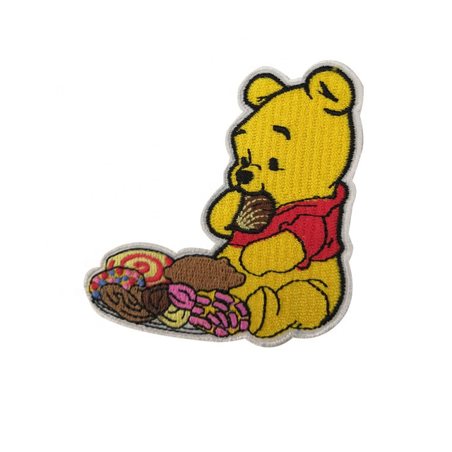 Embroidered Patches Iron on Heat Transfer Patches Winnie Pooh Logo Cute Oem Wholesale Embroidered Patches