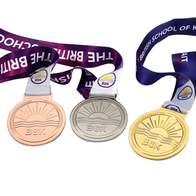 High Quality Award Medals Custom Football Trophies and Medals Sports Sports Ribbons Medals