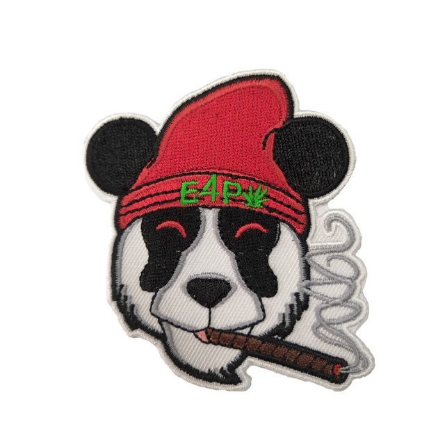 Custom Fabric Embroidered Patch Badges Sew on Embroidery Patches Funky Smoking Bear Clothing Woven Patch
