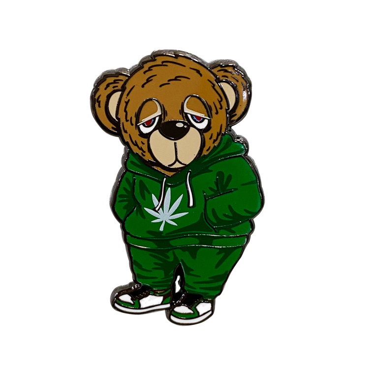 China Suppliers Kunshan Pin Maker Metal Factory Custom Lapel Pins Cute Bear Hard Enamel Pin