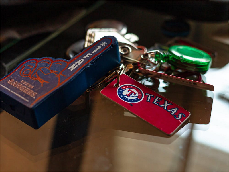 Custom keychain craftsmanship2