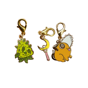 Personlized Metal Anime Logo Charms Bracelet Accessory Glitter Filled Pendants Bracelet Charms