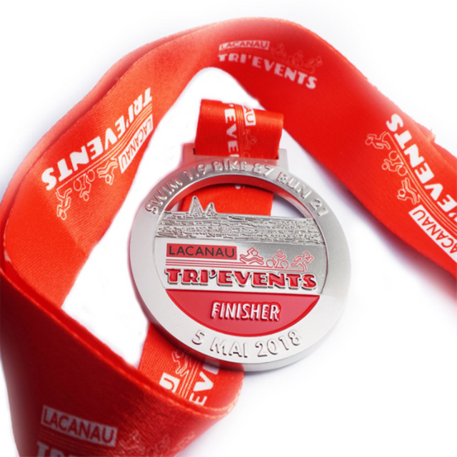 Customized Metal Medal Supplier Wholesale Price Race Medal Silver Metal Diy Logo Medal with Ribbon