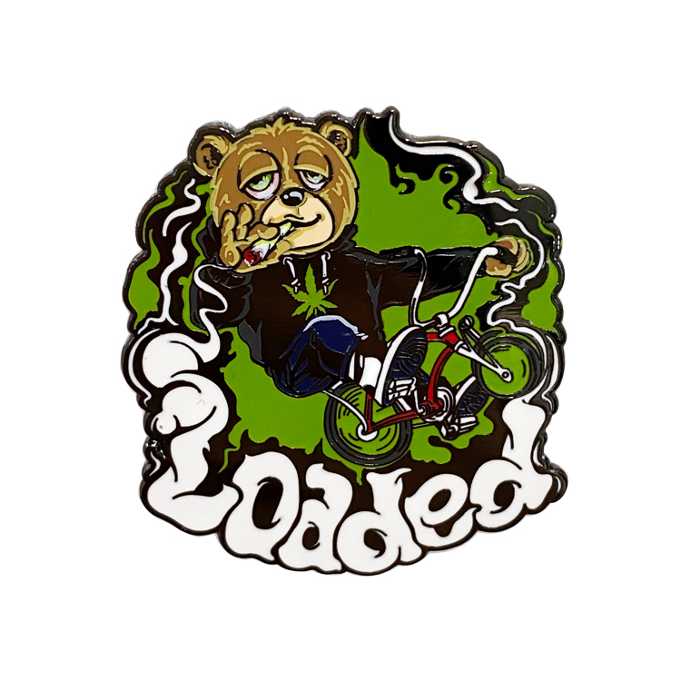 China Suppliers Kunshan Pin Maker Metal Factory Custom Lapel Pins Cute Bear Hard Enamel Pin