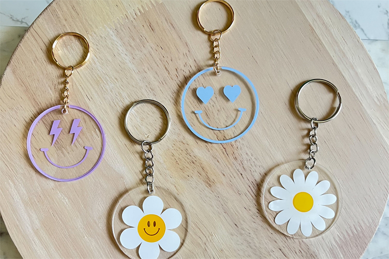 How To Distinguish KeyChains Made Of Acrylic From Other Materials