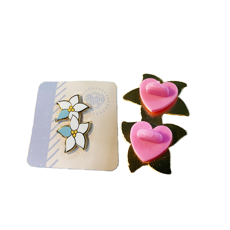 custom enamel lapel pins