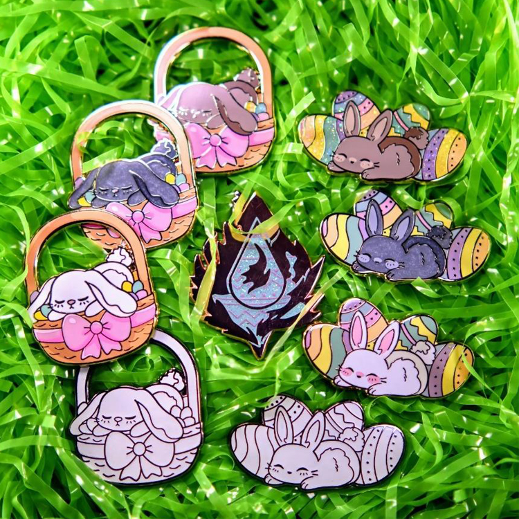 Wholesale Metal Pins Gift Supplier High Quality Glitter Brooch Anime Hard Soft Enamel pin