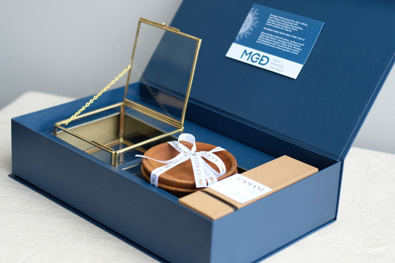 Analyze The Development Trends Of The Customized Gift Market
